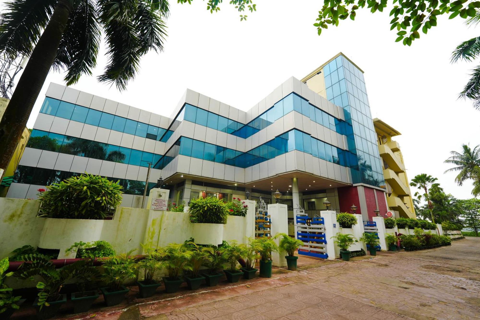 Hotel Golden Anchor Paradip Garh Exterior foto
