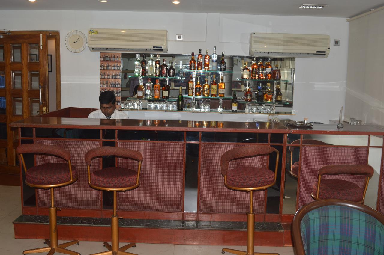 Hotel Golden Anchor Paradip Garh Exterior foto