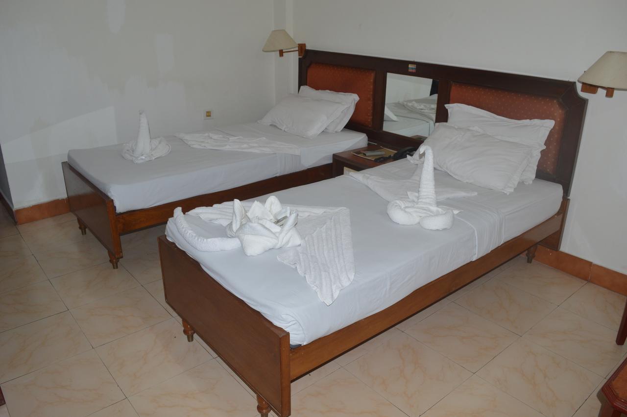 Hotel Golden Anchor Paradip Garh Exterior foto