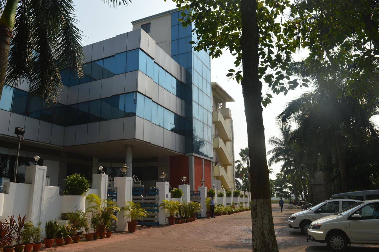Hotel Golden Anchor Paradip Garh Exterior foto